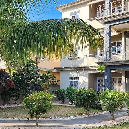 Number 9, 2Nd Floor,Pebble Bay Appartments Grand Baie Esterno foto